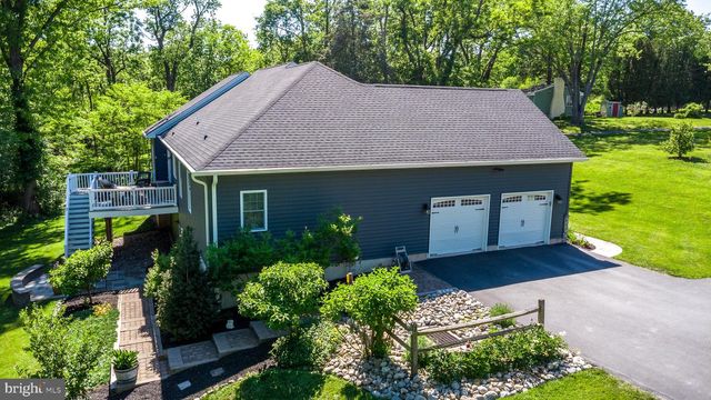 375 E 9TH AVE, Collegeville, PA 19426