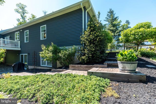 375 E 9TH AVE, Collegeville, PA 19426