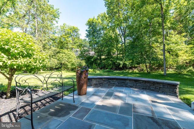 375 E 9TH AVE, Collegeville, PA 19426
