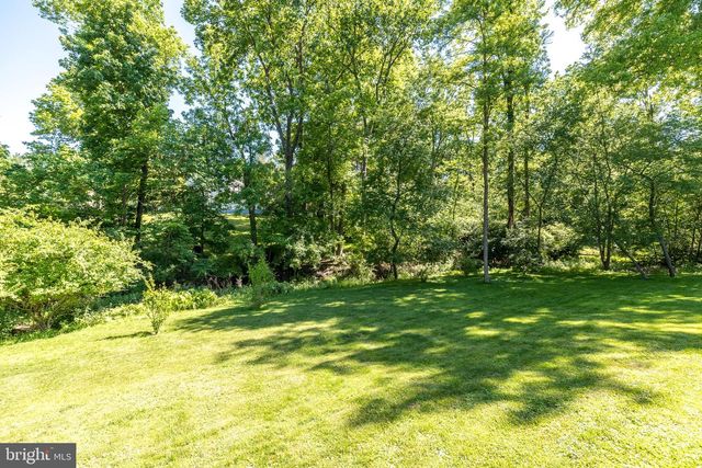 375 E 9TH AVE, Collegeville, PA 19426