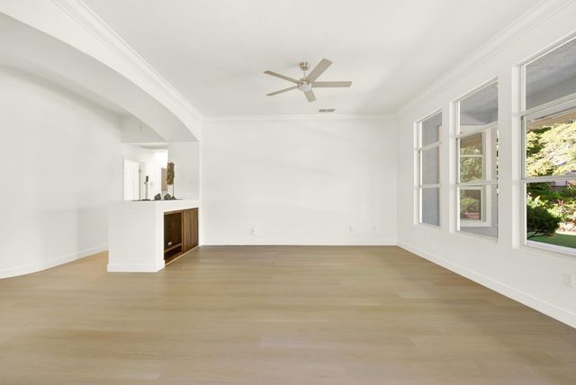 7100 Kingbird Ln, Roseville, CA 95747