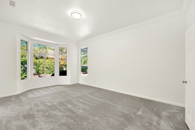 7100 Kingbird Ln, Roseville, CA 95747