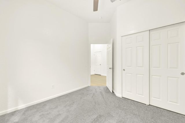 7100 Kingbird Ln, Roseville, CA 95747