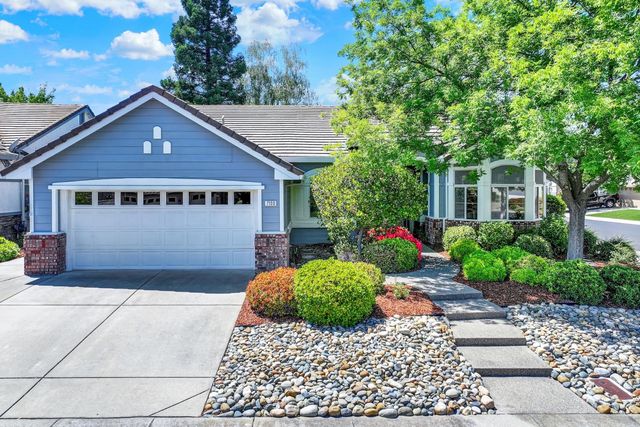 7100 Kingbird Ln, Roseville, CA 95747