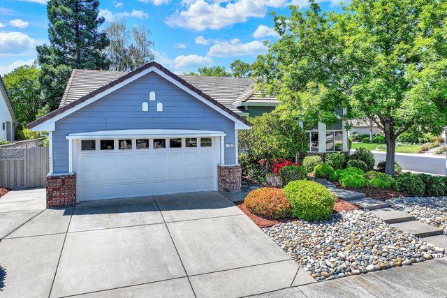 7100 Kingbird Ln, Roseville, CA 95747