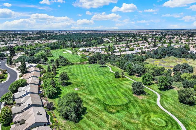 7100 Kingbird Ln, Roseville, CA 95747