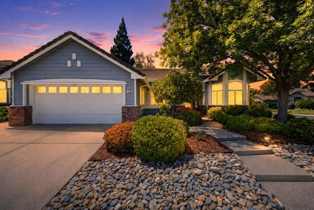 7100 Kingbird Ln, Roseville, CA 95747