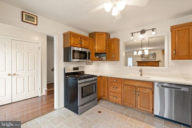 144 WASHINGTON ST, Occoquan, VA 22125