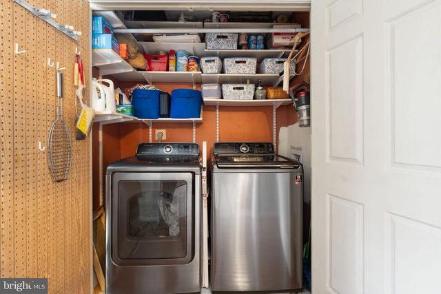 144 WASHINGTON ST, Occoquan, VA 22125