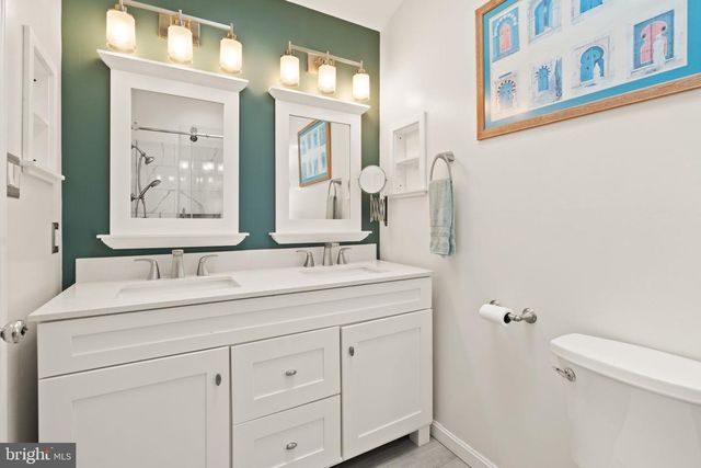 144 WASHINGTON ST, Occoquan, VA 22125