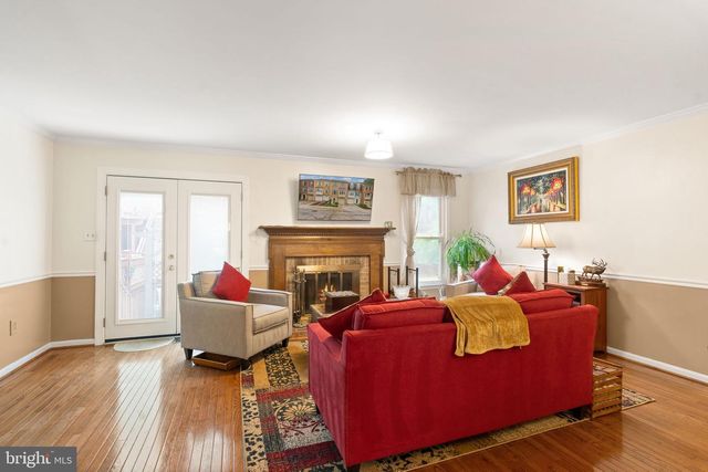 144 WASHINGTON ST, Occoquan, VA 22125