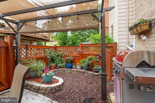 144 WASHINGTON ST, Occoquan, VA 22125