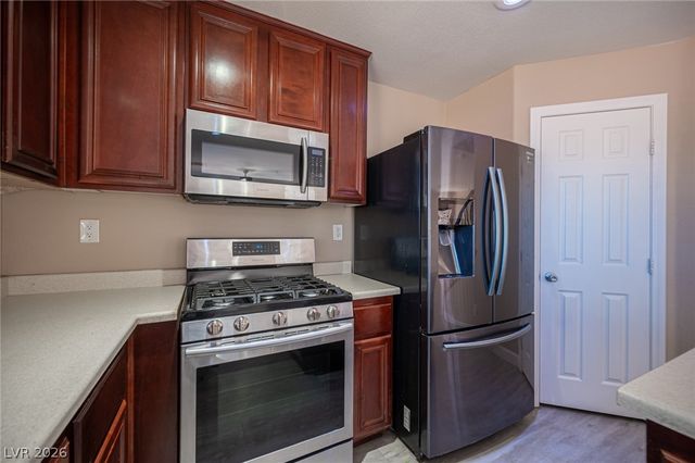 1060 Paradise Coach Drive, Henderson, NV 89002