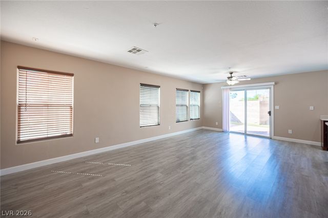 1060 Paradise Coach Drive, Henderson, NV 89002