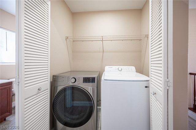 1060 Paradise Coach Drive, Henderson, NV 89002