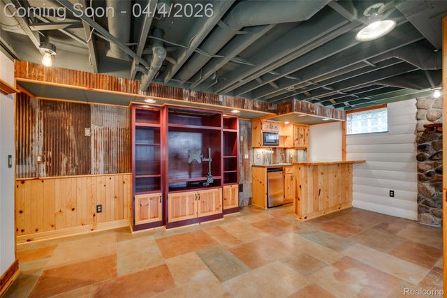 8183 Reese Road, Independence Charter Township, MI 48348