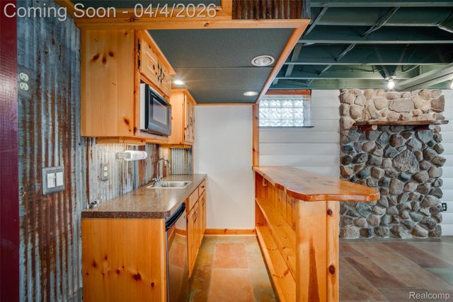 8183 Reese Road, Independence Charter Township, MI 48348