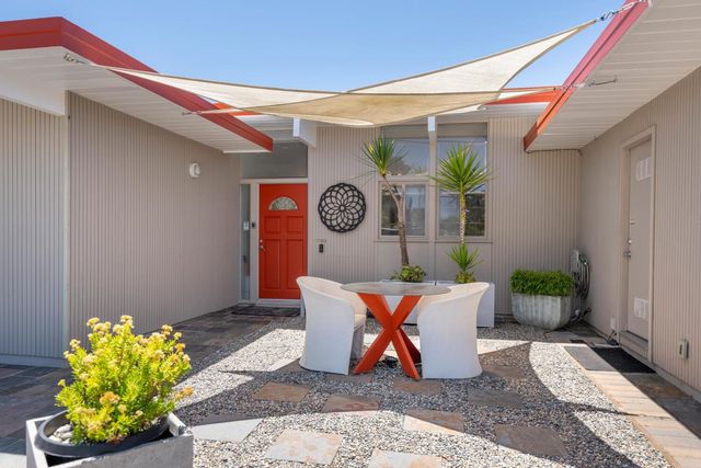 1652 Lexington Avenue, San Mateo, CA 94402