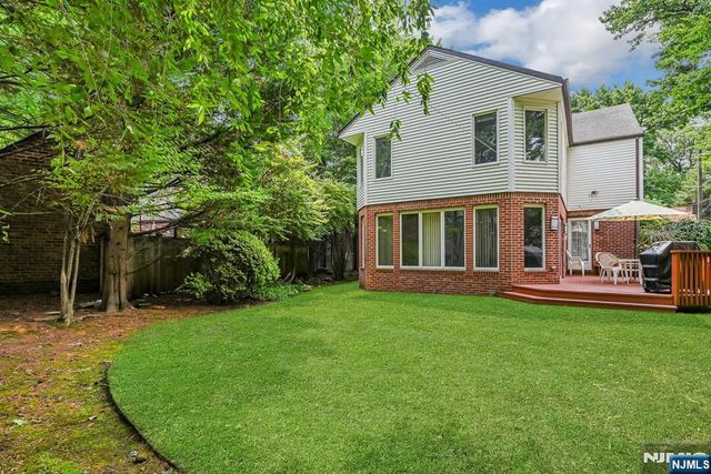 1106 Emerson Avenue, Teaneck, NJ 07666