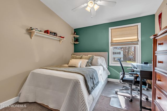 36 Dartmouth Drive, Hazlet, NJ 07730