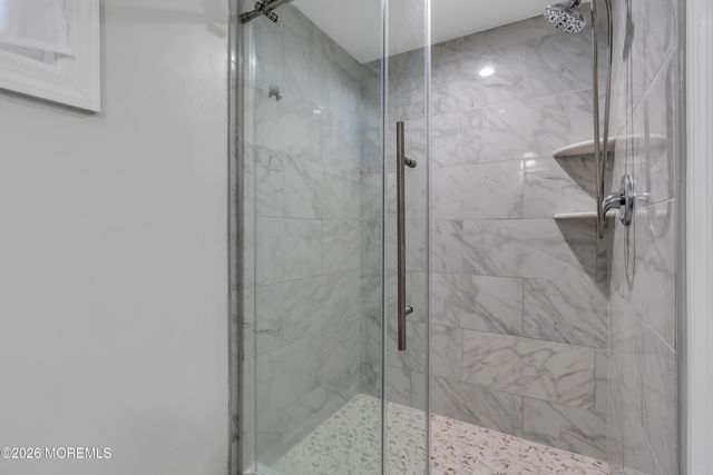 36 Dartmouth Drive, Hazlet, NJ 07730