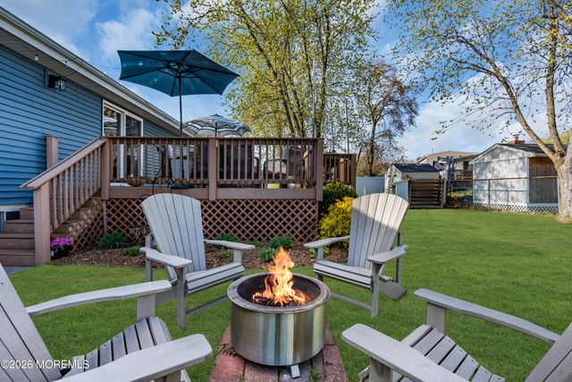 36 Dartmouth Drive, Hazlet, NJ 07730