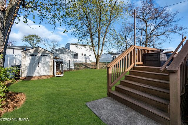 36 Dartmouth Drive, Hazlet, NJ 07730