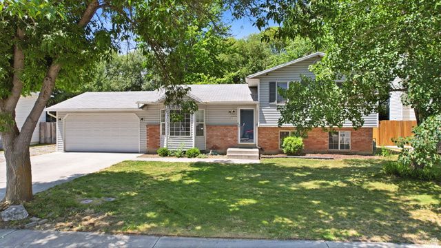 526 S 800 W, Lehi, UT 84043