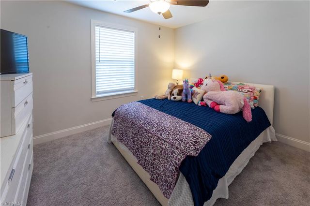 3924 Braddock Road, High Point, NC 27265