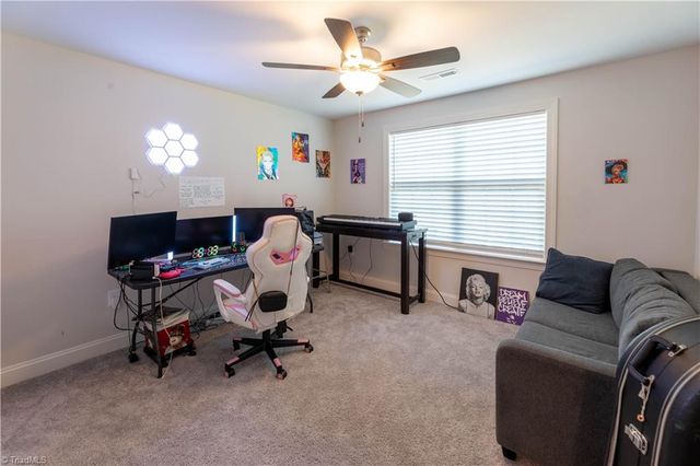 3924 Braddock Road, High Point, NC 27265