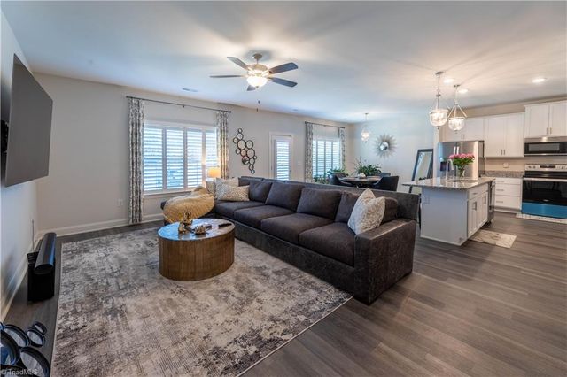 3924 Braddock Road, High Point, NC 27265