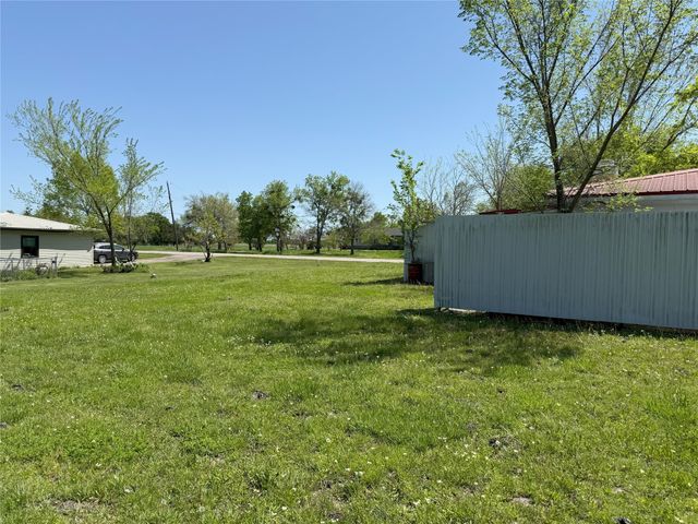 71 US Highway 69, Celeste, TX 75423