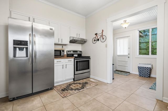 205 Reid Street, Hot Springs, AR 71901