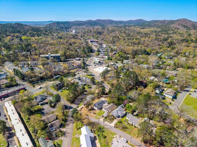205 Reid Street, Hot Springs, AR 71901