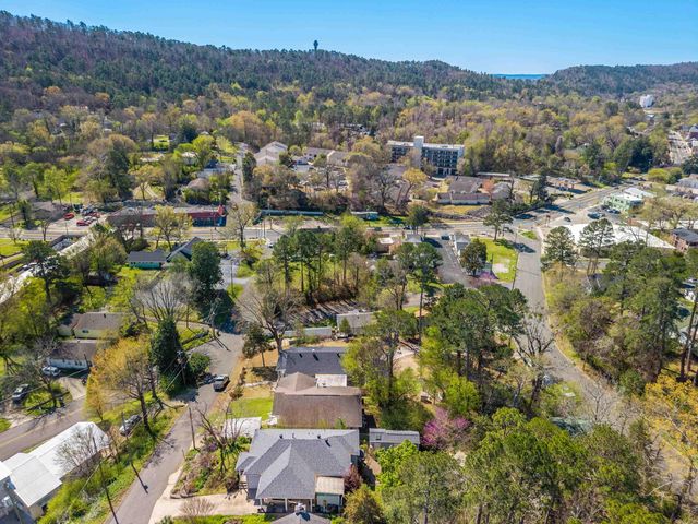 205 Reid Street, Hot Springs, AR 71901