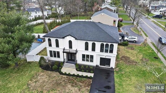 307 Idaho Street, Paramus, NJ 07652