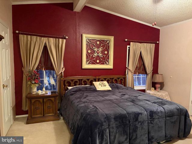 30 GREENBRIAR CT, Harleysville, PA 19438