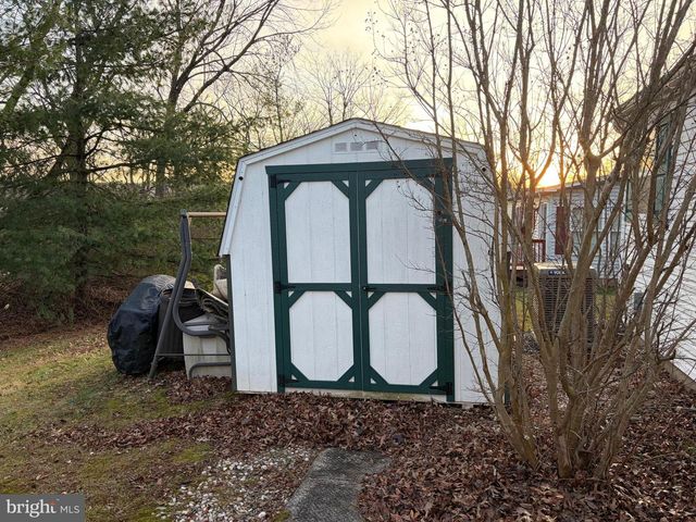 30 GREENBRIAR CT, Harleysville, PA 19438