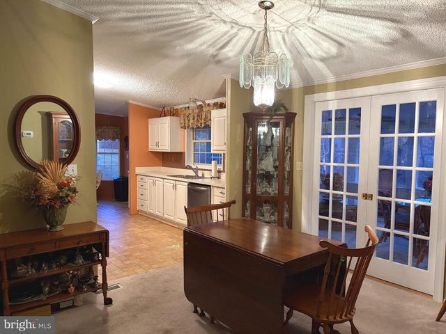 30 GREENBRIAR CT, Harleysville, PA 19438