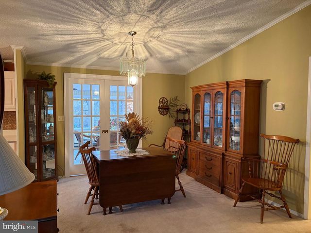 30 GREENBRIAR CT, Harleysville, PA 19438