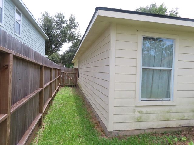 7319 Rising Brook Drive, Cypress, TX 77433