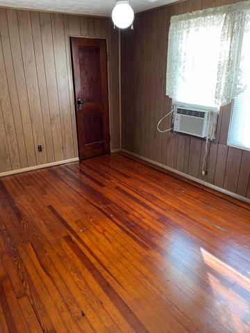 10654 Jackson Street, Rockbridge, OH 43149