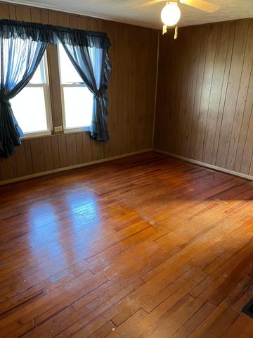 10654 Jackson Street, Rockbridge, OH 43149