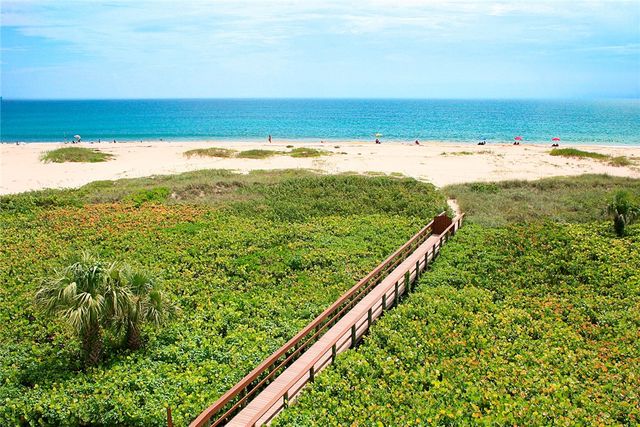 40 Vista Gardens Trail 201, Vero Beach, FL 32962