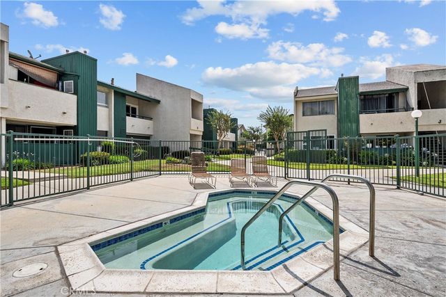 15220 Ocaso Ave. H107, La Mirada, CA 90638