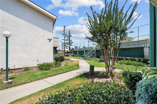 15220 Ocaso Ave. H107, La Mirada, CA 90638