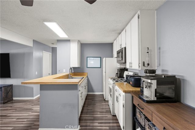 15220 Ocaso Ave. H107, La Mirada, CA 90638