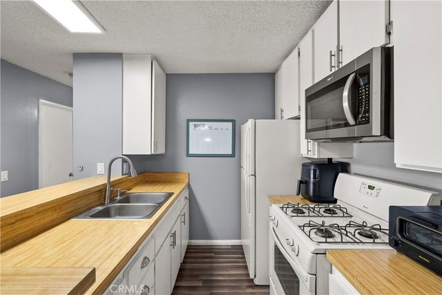 15220 Ocaso Ave. H107, La Mirada, CA 90638