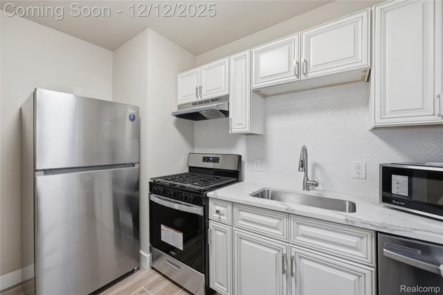 19980 Stoepel Street, Detroit, MI 48221