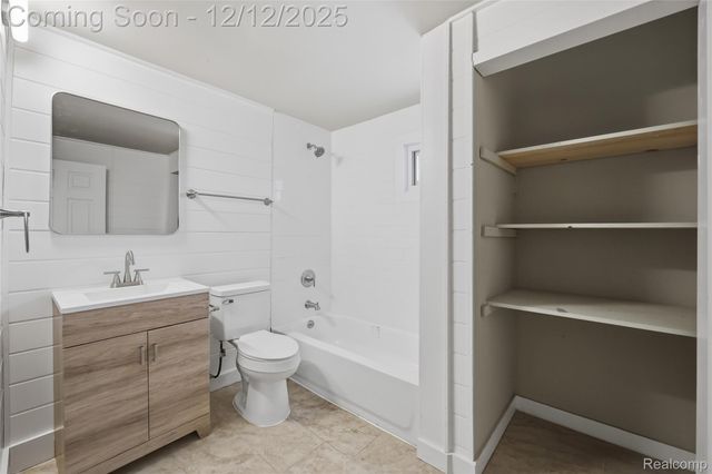 19980 Stoepel Street, Detroit, MI 48221